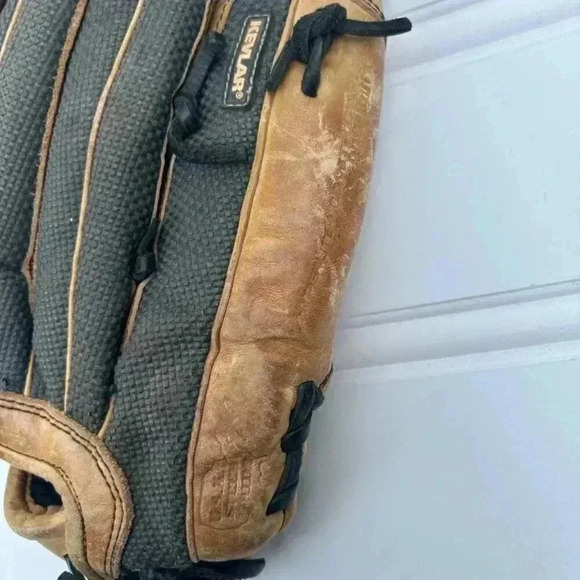 Easton Pro Baseball Glove K-PRO 82 - Picture 5 of 16